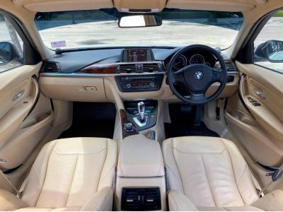 2014 BMW Series3 320i 2.0 (F30)  เครดิตดีฟรีดาวน์  ดอกเบี้ย 2.xx % รูปที่ 11